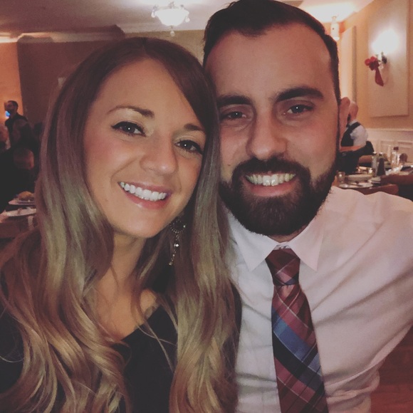 Meet your Posher, Caitlin - Picture 1 of 1